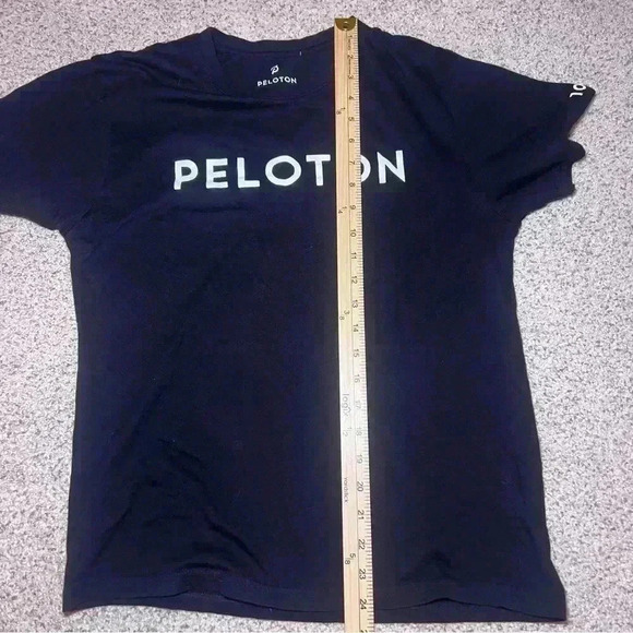 Peloton 100 ride milestone black tshirt size S unisex - Picture 3 of 7